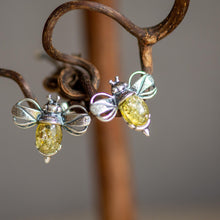 Load image into Gallery viewer, Bumble bee stud earrings - Henryka