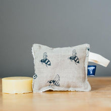 Load image into Gallery viewer, Reusable eco sponge - Helen Round