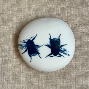 Porcelain pebble - Clare Mahoney Ceramics