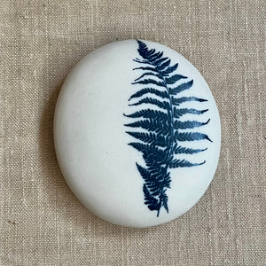 Porcelain pebble - Clare Mahoney Ceramics