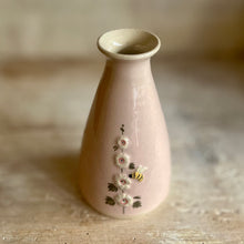 Load image into Gallery viewer, Bud Vase - Hogben Pottery
