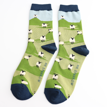 Load image into Gallery viewer, Bamboo Socks - Mr Heron / Mr Sparrow
