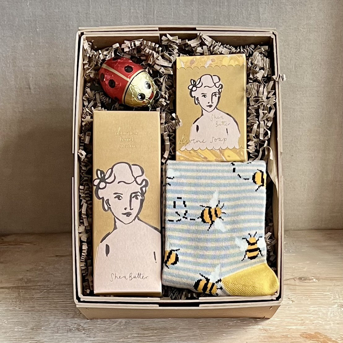 Gift Pamper Hamper for Her – The Bee Shop