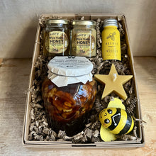 Load image into Gallery viewer, Luxury Food Hamper
