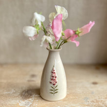Load image into Gallery viewer, Bud Vase - Hogben Pottery
