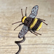 Load image into Gallery viewer, Embroidered Bee Brooch - Trovelore
