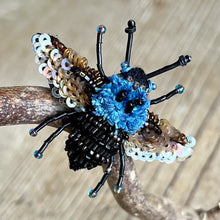 Load image into Gallery viewer, Embroidered Bee Brooch - Trovelore
