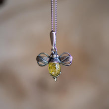 Load image into Gallery viewer, Bumble Bee Necklace in Silver and Amber - Henryka
