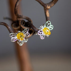 Honey Bee Stud Earrings in Silver and Amber - Henryka